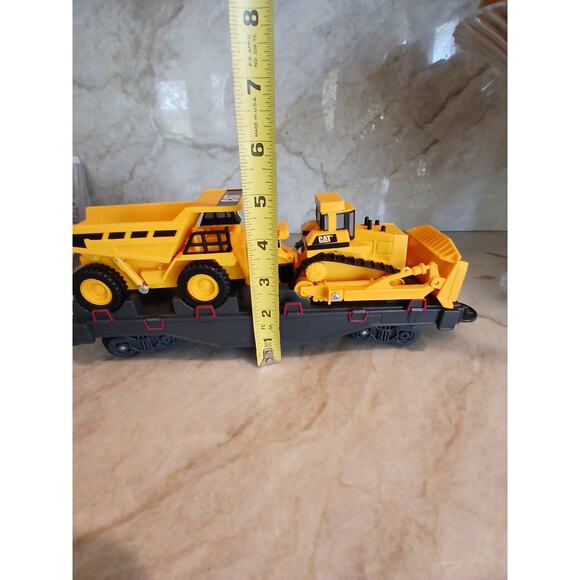 VNT Toy State Train Carrier CAR w 2 Trucks CAT Caterpillar Construction Express - Picture 12 of 15
